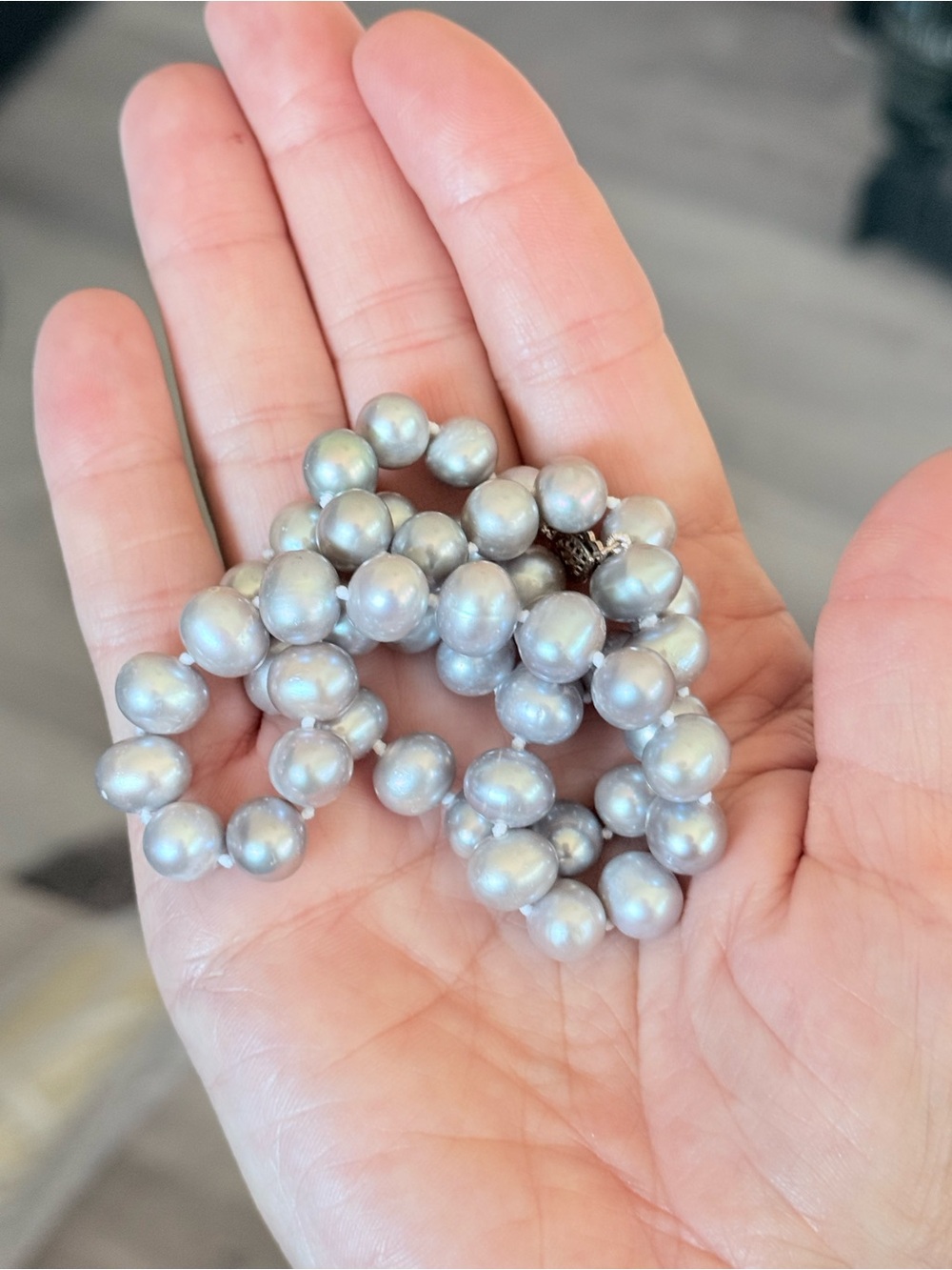 Real freshwater silver Pearl necklace 18” long 8-9MM - Picture 8 of 11